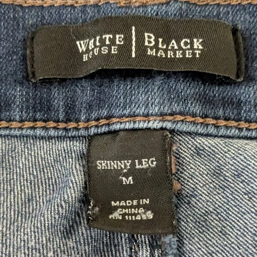 WHITE HOUSE BLACK MARKET Skinny Leg, Stretch Blue Denim Low-Rise Jeans; Size M